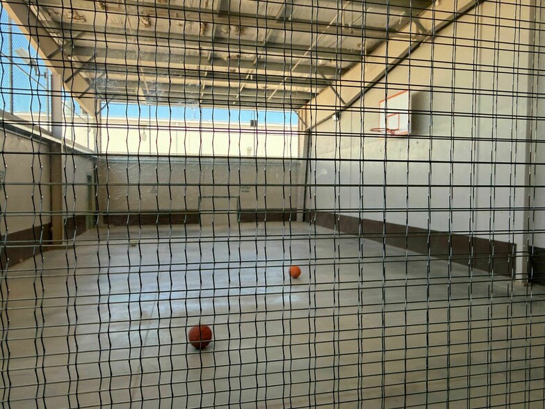 More Photos Of 406 N Avenue D, San Luis Correctional Facility For Sale