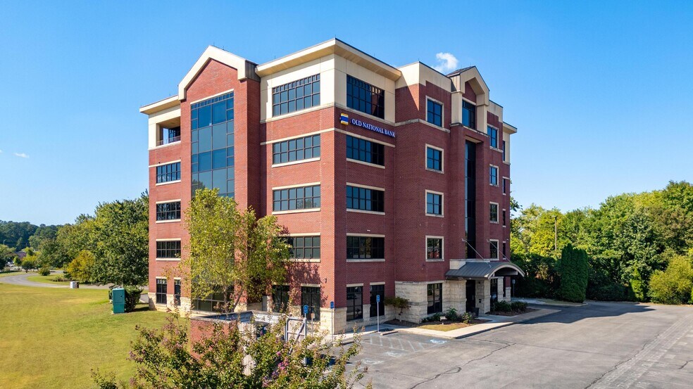 More Photos Of 3855 N Ocoee St, Cleveland Office For Lease