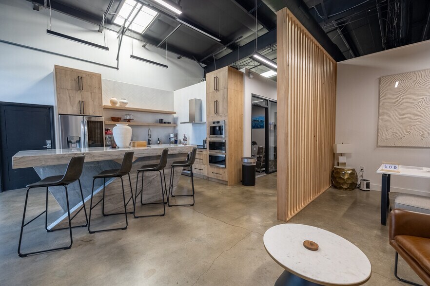 More Photos Of 15586 E 17th Ave, Aurora Industrial For Sale