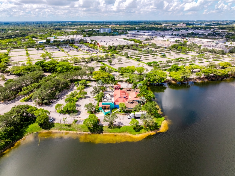 More Photos Of 2750 Sawgrass Mills Cir, Fort Lauderdale Restaurant For Lease