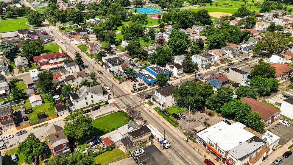 More Photos Of 3069 River Rd, Camden Storefront Retail Office For Sale