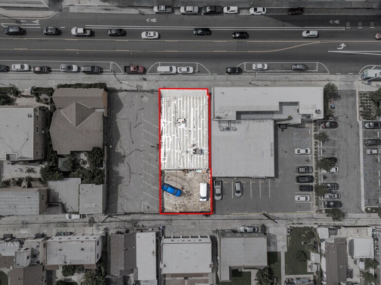 More Photos Of 1050-1052 Atlantic Ave, Long Beach Storefront For Sale