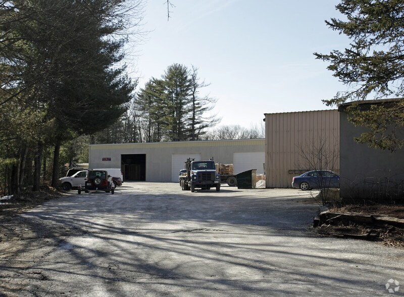 More Photos Of 930 Main St, Acton Warehouse For Lease