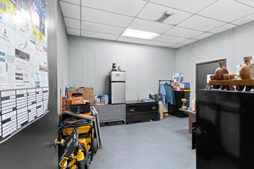 More Photos Of 3744 Lake Katherine Rd, Tunnel Hill Warehouse For Sale