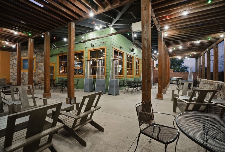 More Photos Of 1331 E North St, Rapid City Restaurant For Sale