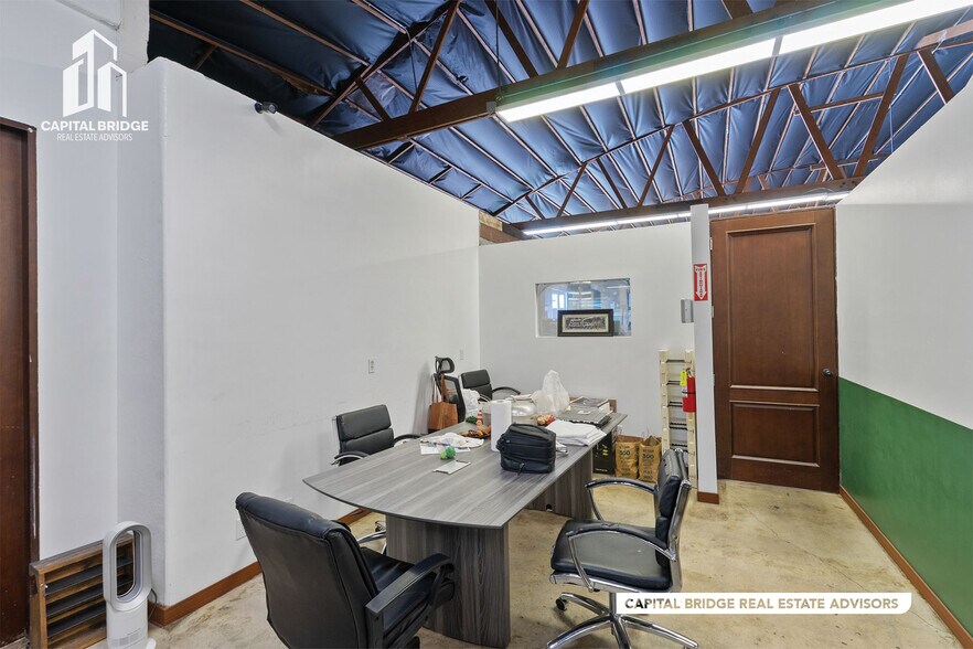 More Photos Of 1112 S La Brea Ave, Inglewood Freestanding For Sale