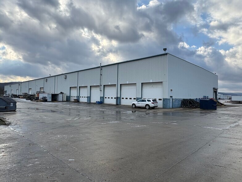 More Photos Of 2198 University Dr, Lemont Furnace Manufacturing For Sale