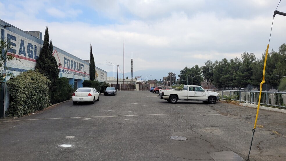 More Photos Of 159-161 N East End Ave, Pomona Industrial For Sale