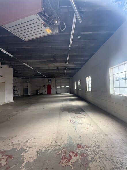 More Photos Of 3531 E Platte Ave, Colorado Springs Auto Repair For Lease
