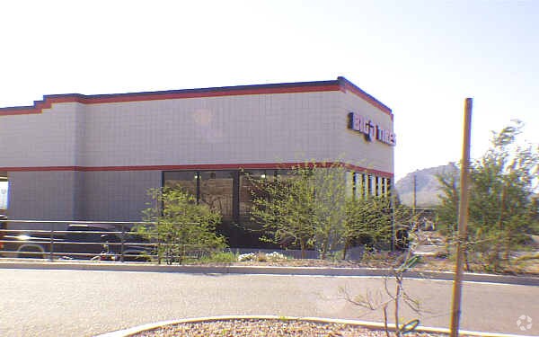 Primary Photo Of 11429 N Saguaro Blvd, Fountain Hills Auto Repair For Sale