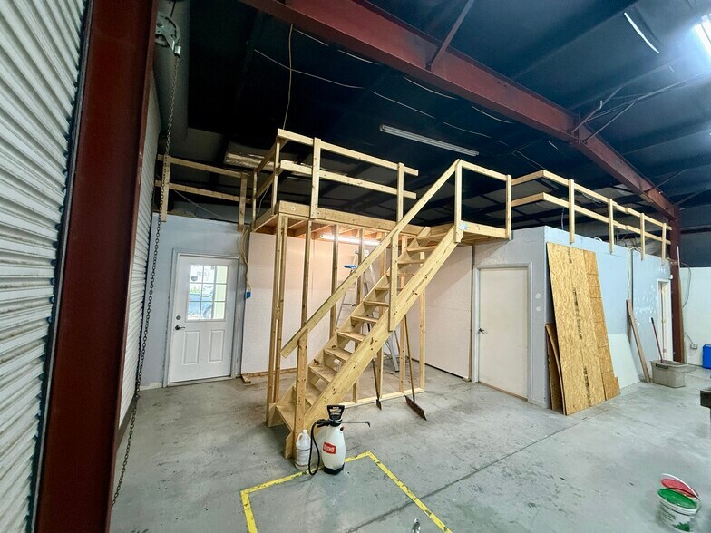More Photos Of 1438 E Oak St, Fernandina Beach Service For Lease