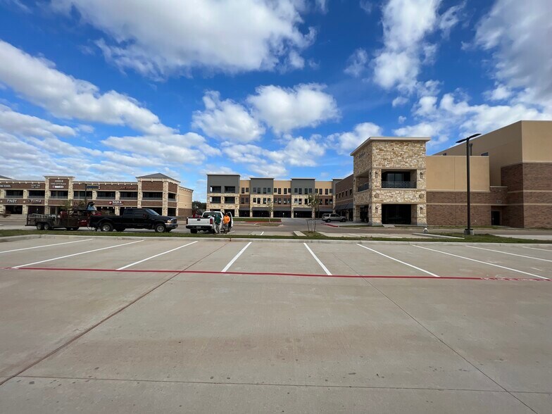 More Photos Of 4899 Highway 6, Missouri City Storefront Retail Office For Sale