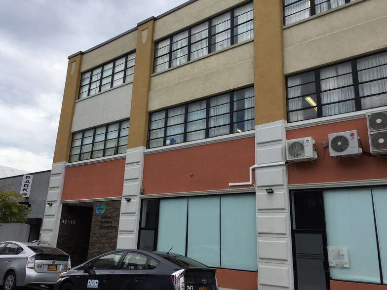 More Photos Of 4710 32nd Pl, Long Island City Warehouse For Lease