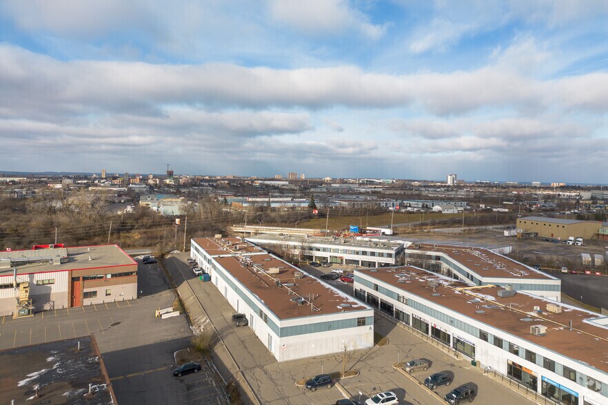 More Photos Of 2212A Gladwin Cres, Ottawa Light Distribution For Sale