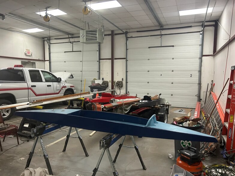 More Photos Of 122 1st Ave, Waterford Flex For Sale