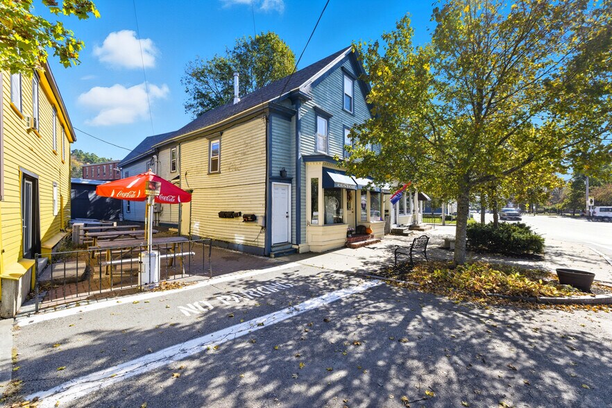 More Photos Of 10 Portland St, South Berwick Storefront Retail Residential For Sale
