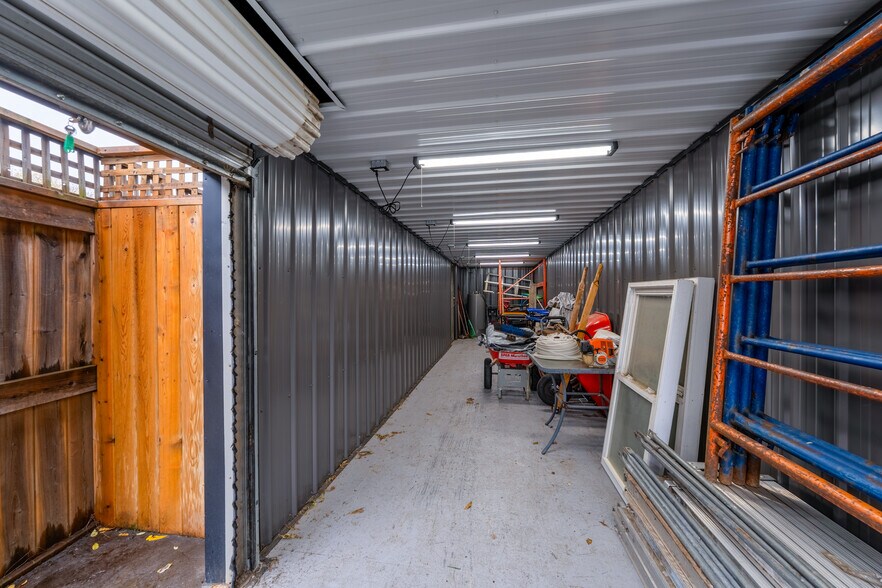 More Photos Of 76 Capron St, Paris Storefront Retail Residential For Sale