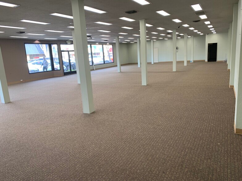 More Photos Of 702-710 2nd St, Davis Storefront For Lease
