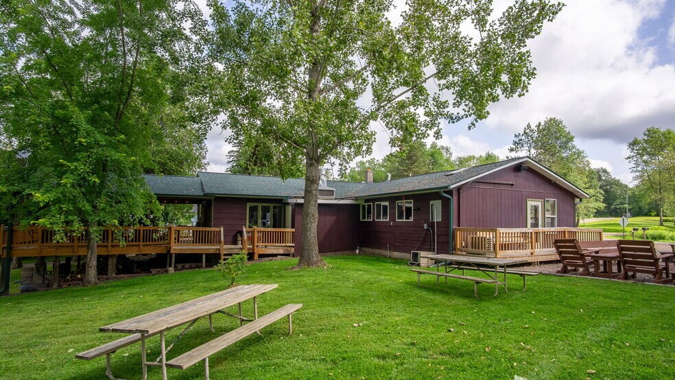 More Photos Of N1107 Roses Resort Rd, Weyerhaeuser Trailer Camper Park For Sale