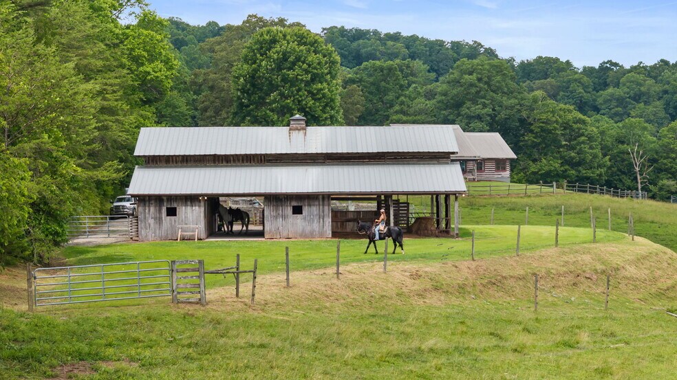 More Photos Of 102 Cross Creek Ln, Warne Land For Sale