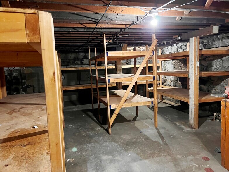 More Photos Of 704 Front St, Brainerd Storefront Retail Residential For Sale