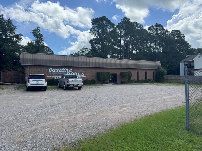 Primary Photo Of 6317 Raeford Rd, Fayetteville Flex For Sale