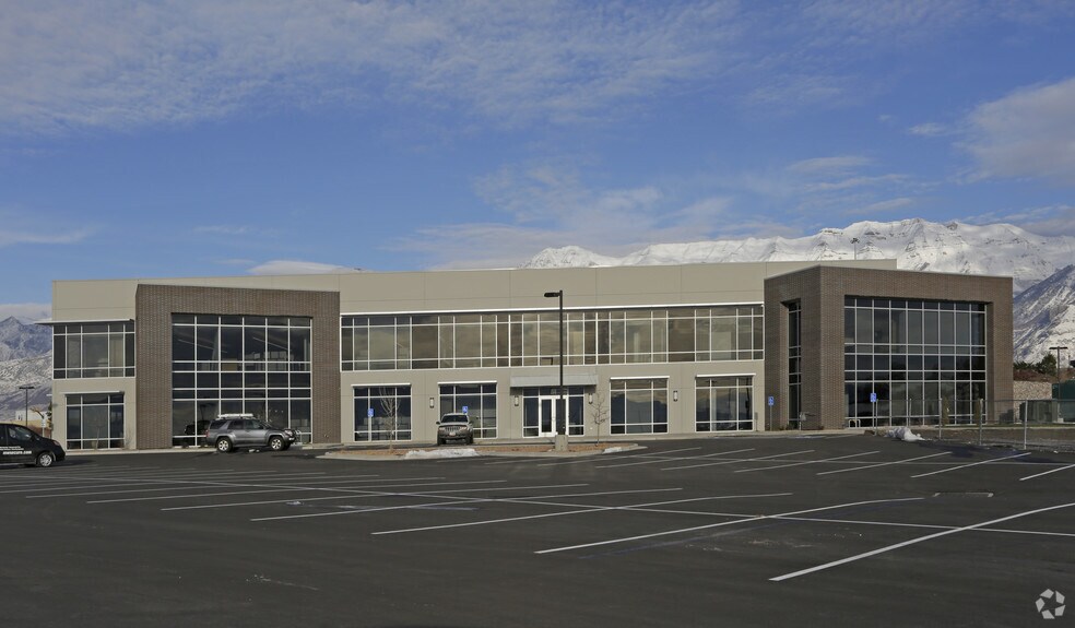 More Photos Of 2578 W 600 N, Lindon Office For Lease