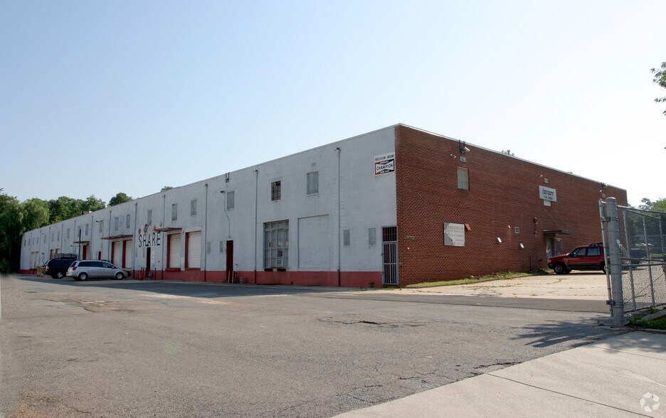 More Photos Of 5170 Lawrence Pl, Hyattsville Warehouse For Lease