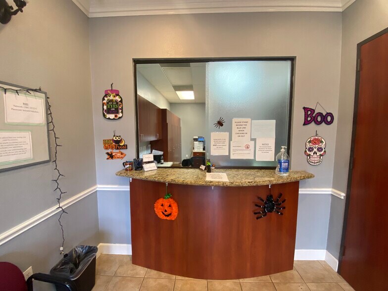 More Photos Of 3531 S Town Center Blvd, Sugar Land Medical For Lease