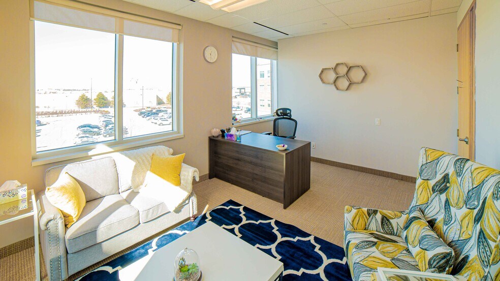 More Photos Of 231 Oak Park Blvd, Oakville Coworking Space