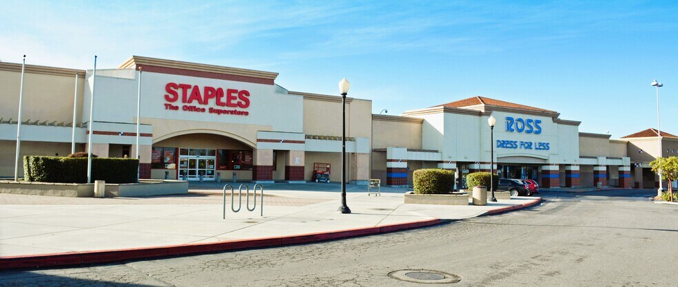 More Photos Of 1415-1465 Main St, Watsonville Unknown For Lease