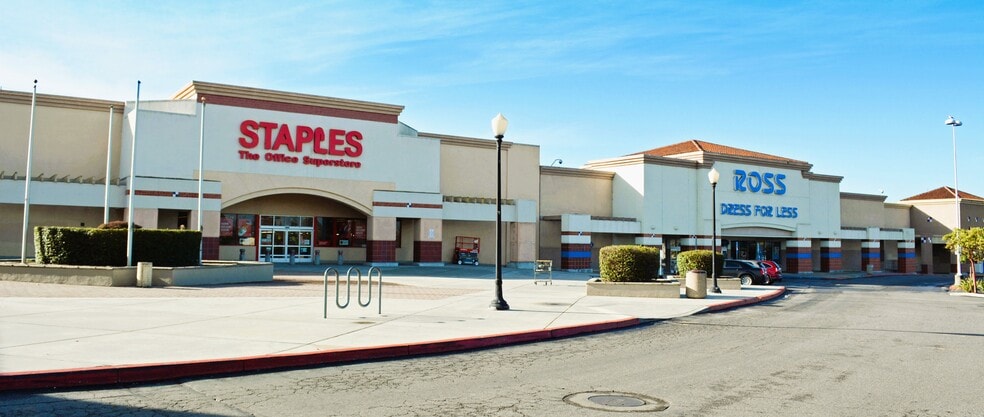 More Photos Of 1415-1465 Main St, Watsonville Unknown For Lease