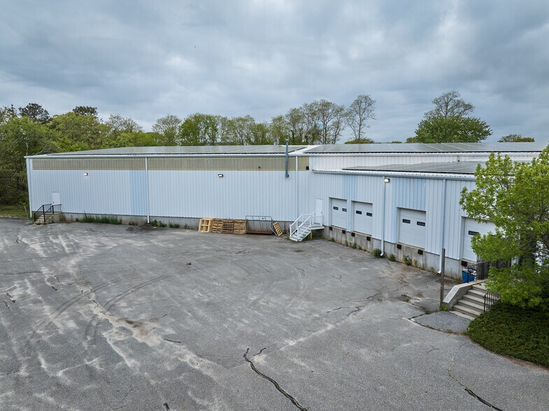 More Photos Of 17 Shad Hole Rd, Dennis Port Warehouse For Sale