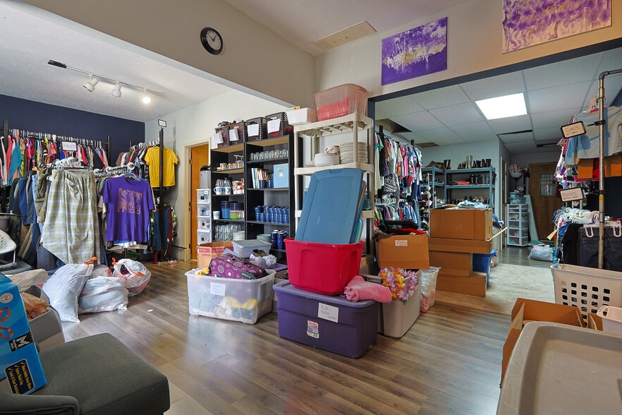More Photos Of 315 N Main St, Brownstown Office For Sale