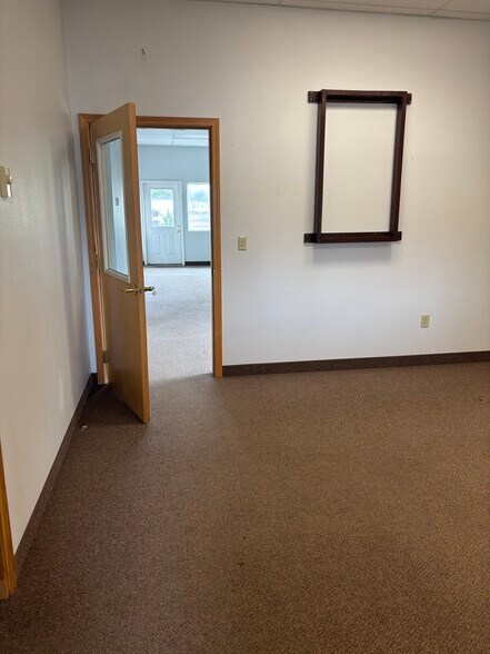 More Photos Of 401 Virginia St, New Meadows General Retail For Sale