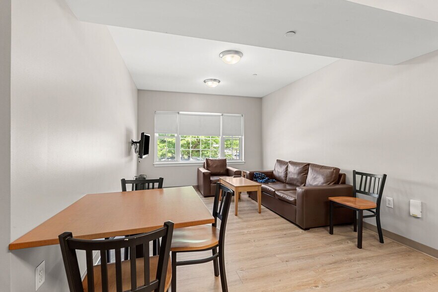 More Photos Of 120 Emerald St, Keene Apartments For Sale