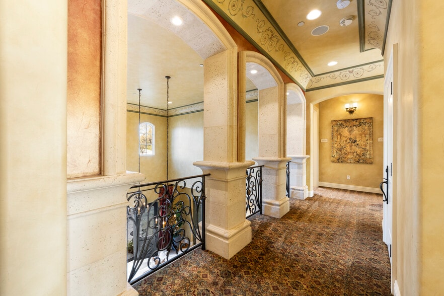 More Photos Of 1210 Arden Hills Ln, Sacramento Specialty For Sale