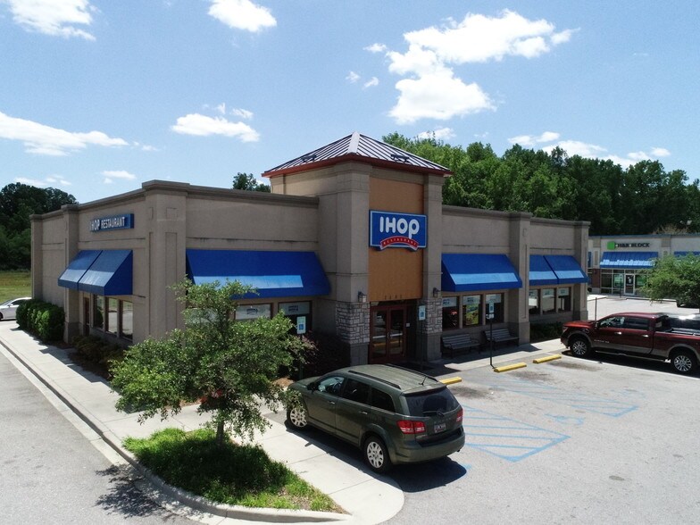 Primary Photo Of 2567 North Rd, Orangeburg Restaurant For Lease