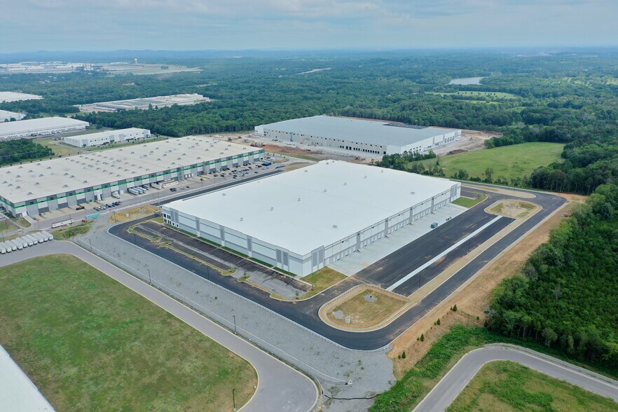 More Photos Of 600 Maddox Rd, Mount Juliet Distribution For Lease