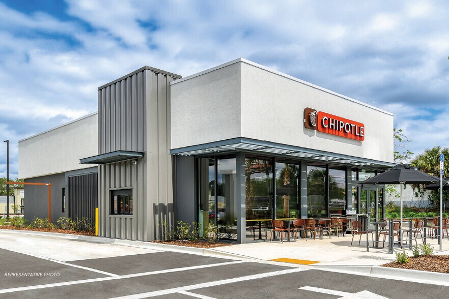 Primary Photo Of 314 E Fairmount Ave, Lakewood Fast Food For Sale