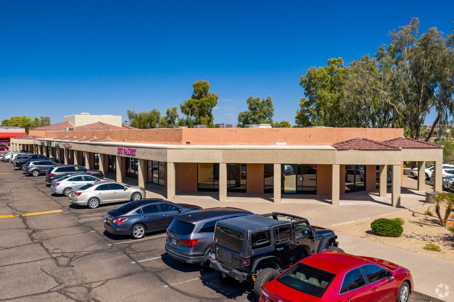More Photos Of 7607 E McDowell Rd, Scottsdale Unknown For Lease