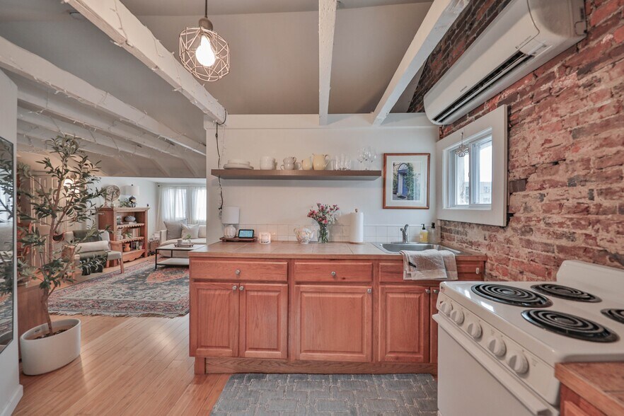 More Photos Of 153-155 Northampton St, Easton Apartments For Sale