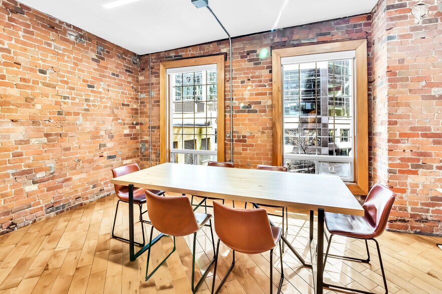 More Photos Of 83 Yonge St, Toronto Storefront Retail Office For Lease