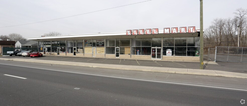 Primary Photo Of 6909-6919 Bristol Pike, Levittown Unknown For Lease