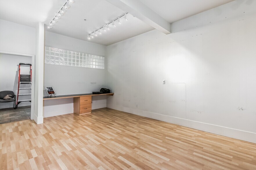 More Photos Of 10403 122 St, Edmonton Office For Sale