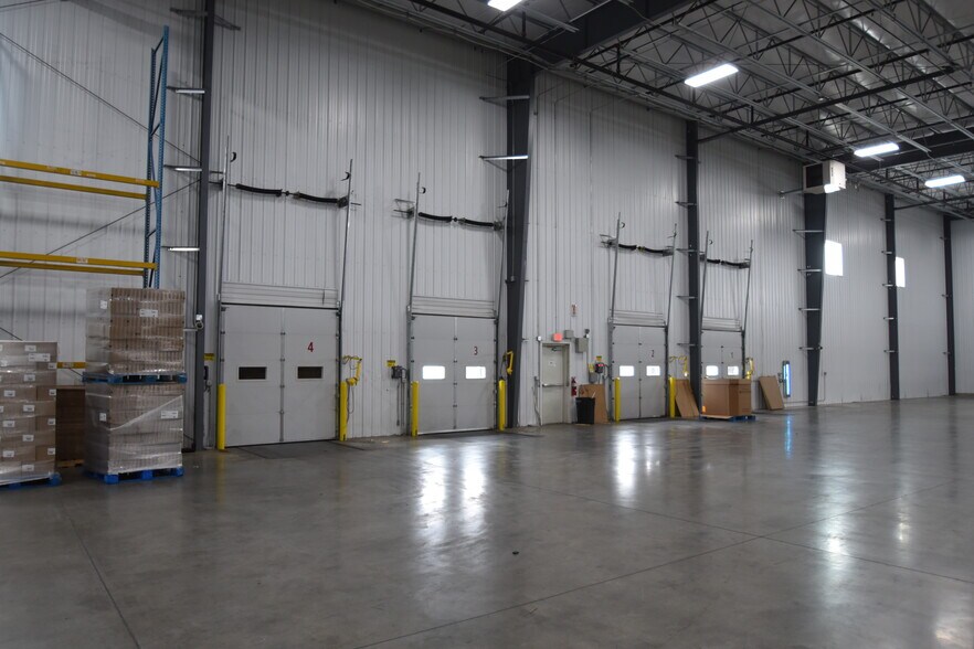 More Photos Of 4551 37th N st, Fargo Industrial For Lease