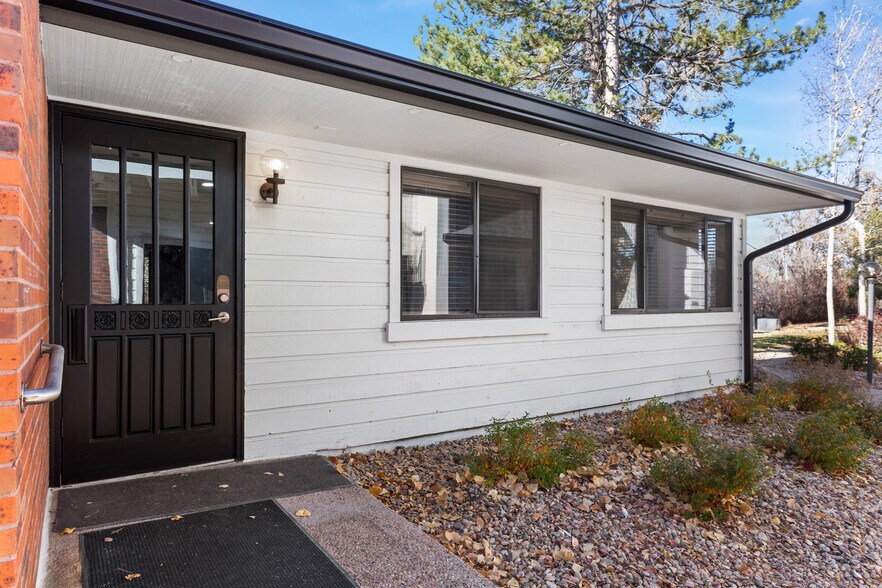 More Photos Of 1231 S Parker Rd, Denver Medical For Sale