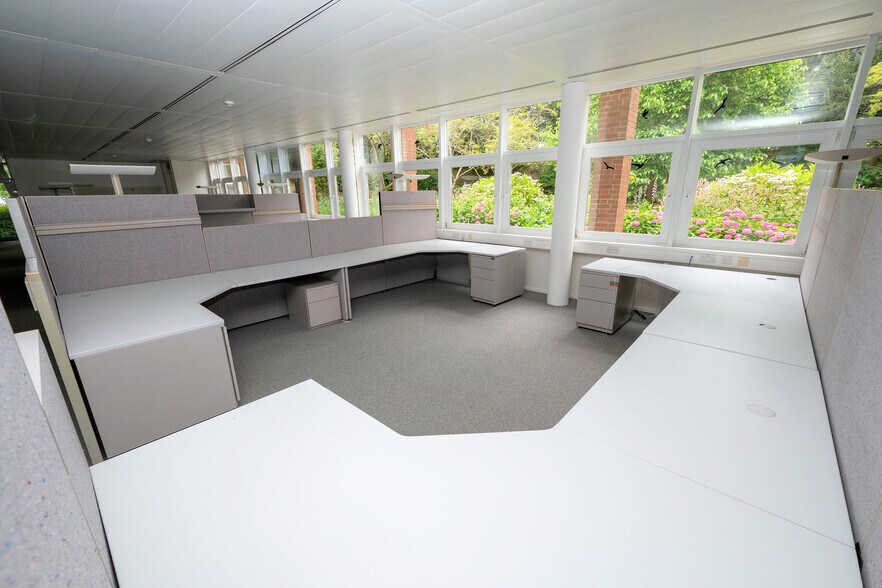 More Photos Of Walford, Walford Office For Sale