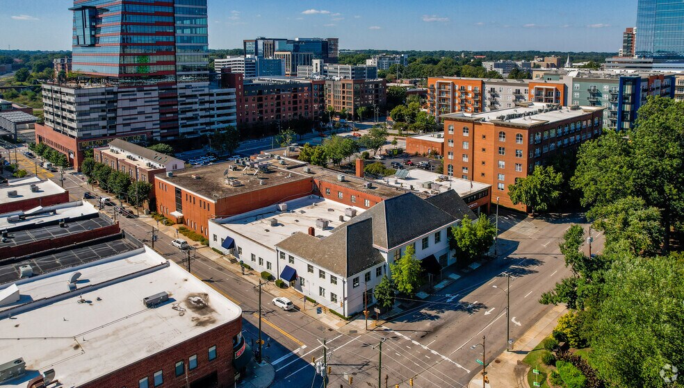 More Photos Of 222-224 S Dawson St, Raleigh Office For Lease