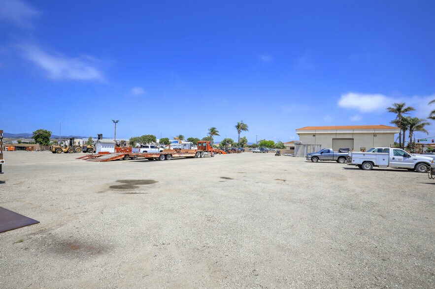 More Photos Of 1401 N O St, Lompoc Warehouse For Sale